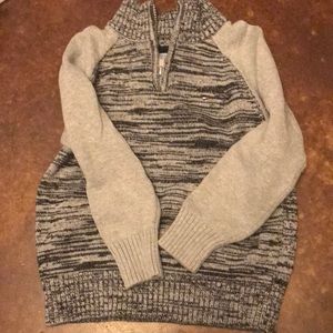 Boys size 6 sweater
